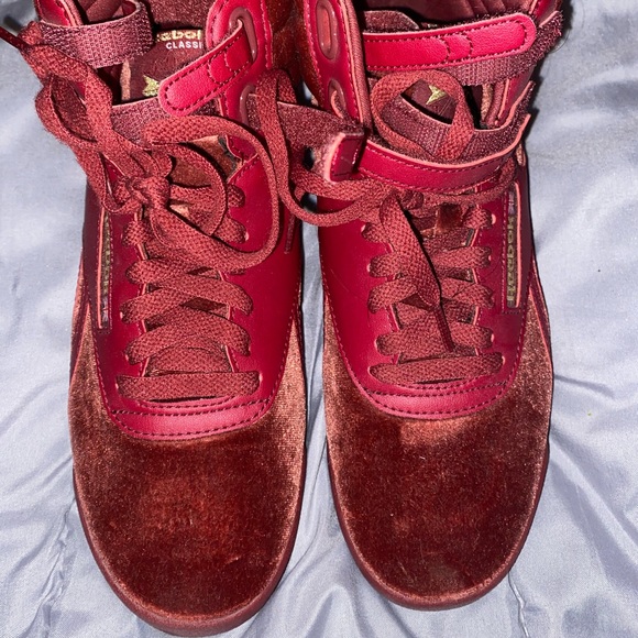 Velvet Reebok - Picture 3 of 4